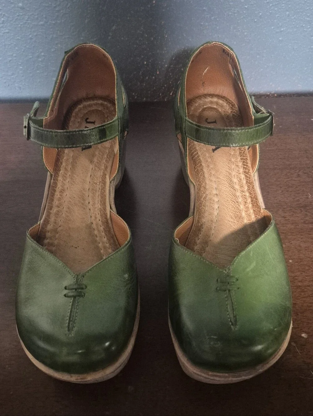 Jafa Clogs - Picture 3 of 3